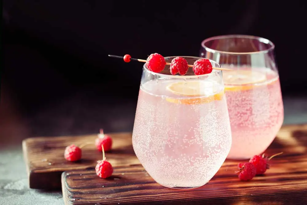 Sparkling beverages and mixers